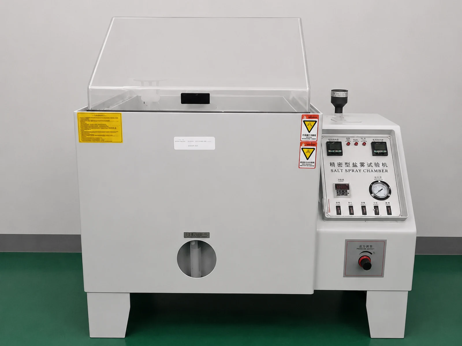 Salt spray test chamber and test setup